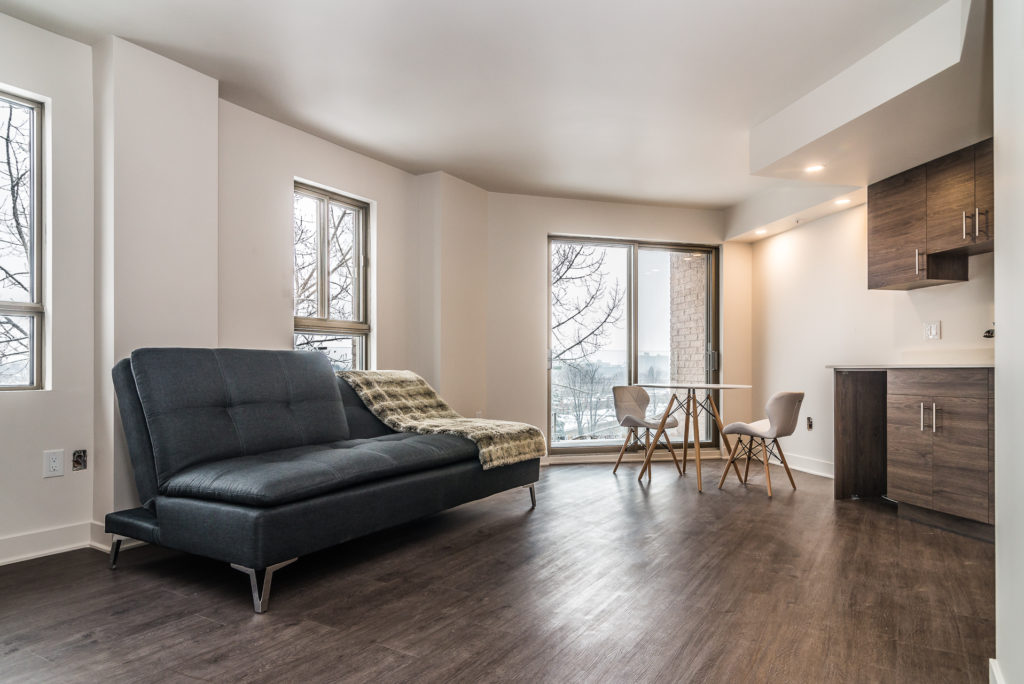 Accueil Tours Bois Franc Condos à Louer. Ville Saint Laurent, Montréal