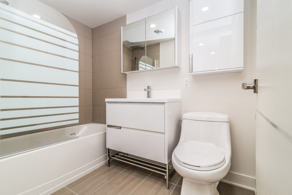 Accueil Tours Bois Franc Condos à Louer. Ville Saint Laurent, Montréal