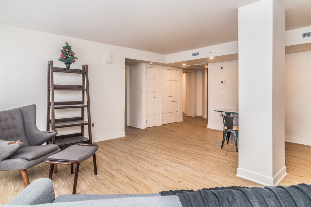 Accueil Tours Bois Franc Condos à Louer. Ville Saint Laurent, Montréal