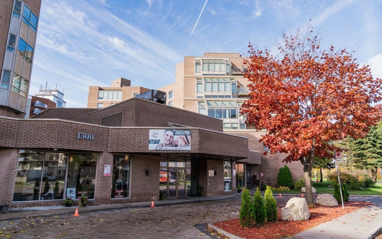 Accueil Tours Bois Franc Condos à Louer. Ville Saint Laurent, Montréal