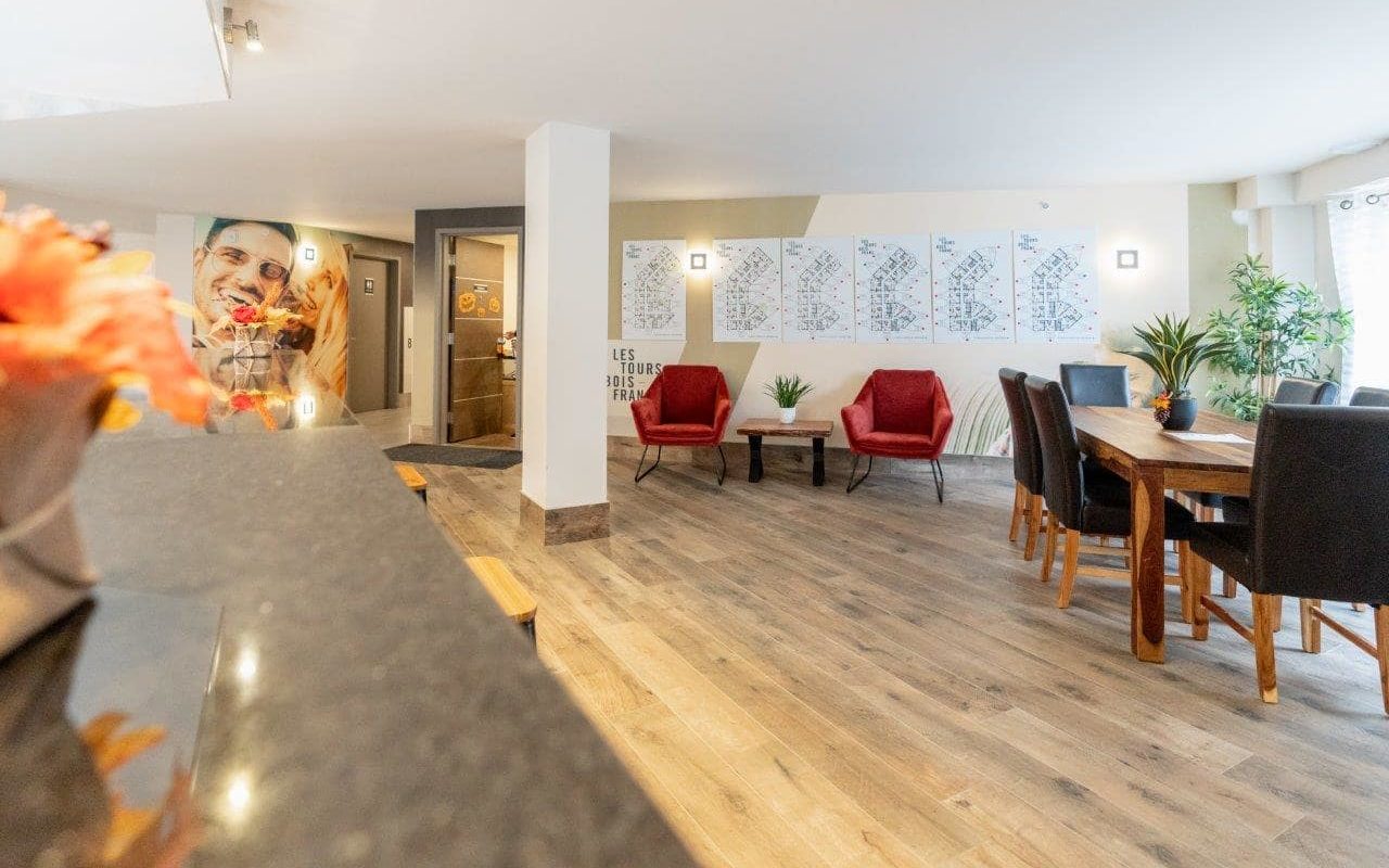 Accueil Tours Bois Franc Condos à Louer. Ville Saint Laurent, Montréal